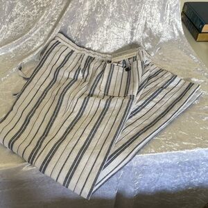 Liz Claiborne, Classic straight leg Linen pants (M)